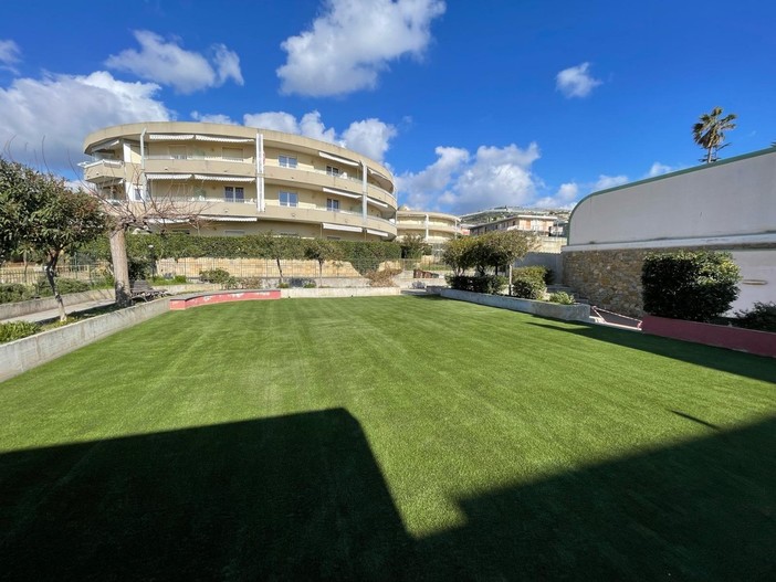 Santo Stefano al Mare, ultimati i lavori del cortile della scuola elementare Ester Siccardi (Foto) Santo Stefano al Mare, ultimati i lavori del cortile della scuola elementare Ester Siccardi (Foto)