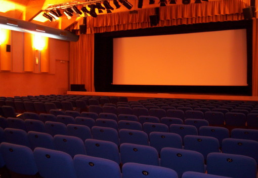 Regione: emittenza televisiva e sale cinematografiche, al via bando da 6 milioni per l’innovazione tecnologica Regione: emittenza televisiva e sale cinematografiche, al via bando da 6 milioni per l’innovazione tecnologica