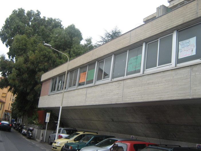 Imperia: i genitori degli alunni dell'Istituto 'Ruffini' potranno ricevere le pagelle on line Imperia: i genitori degli alunni dell'Istituto 'Ruffini' potranno ricevere le pagelle on line