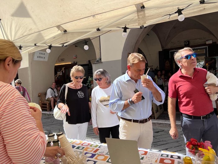L’Assessore regionale Scajola a Pieve di Teco per l’Expo Valle Arroscia: “Manifestazione che si conferma vincente” L’Assessore regionale Scajola a Pieve di Teco per l’Expo Valle Arroscia: “Manifestazione che si conferma vincente”