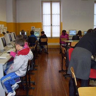 Imperia: "Da Meucci allo smartphone", iniziativa di Poste Italiane insieme alla scuola elementare Novaro