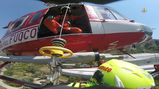 San Biagio della Cima: motociclista caduto sulla provinciale recuperato dall'elicottero dei Vigili del Fuoco