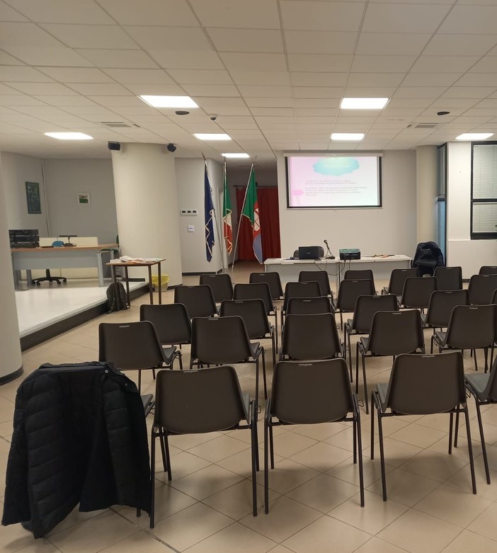 "Storie di donne, malizia e mimose" in scena a Vallecrosia per la festa delle donne (Foto) "Storie di donne, malizia e mimose" in scena a Vallecrosia per la festa delle donne (Foto)