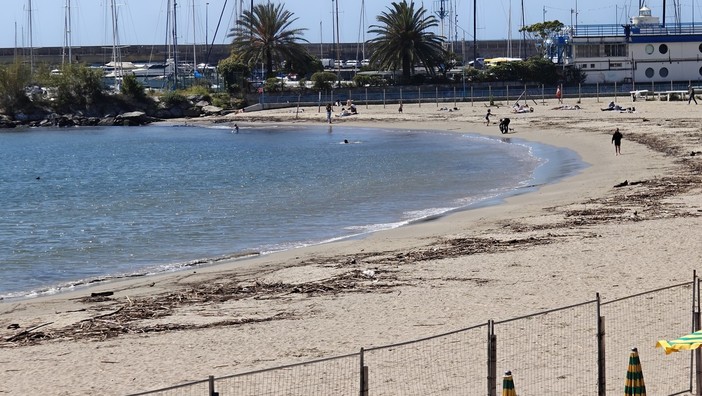 (Foto d'archivio del 24 aprile 2025) (Foto d'archivio del 24 aprile 2025)