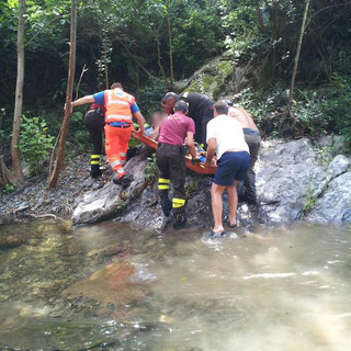 Pigna: cade nel fiume dalla Strada Provinciale 64, soccorso 52enne con una frattura alla caviglia