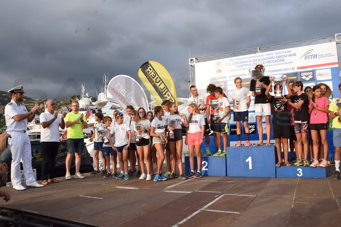 Con la cerimonia delle premiazioni, conclusa la prima giornata del 'Portosole Sanremo Olympic Triathlon' (Foto &amp; Video)