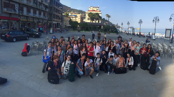 Concluso un anno ricco di esperienze per i ragazzi dell'indirizzo musicale della scuola secondaria di 1° grado Italo Calvino (foto) Concluso un anno ricco di esperienze per i ragazzi dell'indirizzo musicale della scuola secondaria di 1° grado Italo Calvino (foto)