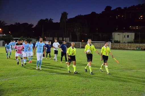 Calcio, Eccellenza: alle 15 al 'Ciccione' il derby Imperia-Unione Sanremo infiamma la dodicesima giornata