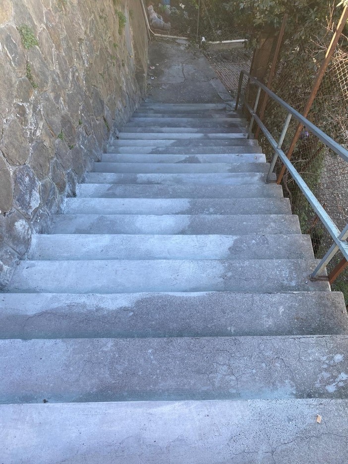 Sanremo: ripristinati e messi in completa sicurezza i gradini di salita San Pietro