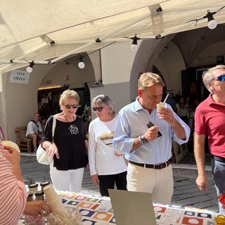 L’Assessore regionale Scajola a Pieve di Teco per l’Expo Valle Arroscia: “Manifestazione che si conferma vincente”