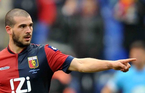 Il sanremese Stefano Sturaro è tornato a vestire la maglia del Genoa Il sanremese Stefano Sturaro è tornato a vestire la maglia del Genoa