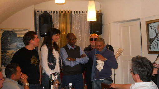 Serata memorabile e di grande successo ad Isolabona con Boncana Maiga. Le foto Serata memorabile e di grande successo ad Isolabona con Boncana Maiga. Le foto