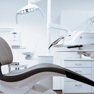 Sempre più italiani scelgono di curare i denti in Croazia Sempre più italiani scelgono di curare i denti in Croazia