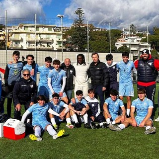 Ospite d’eccezione al Sanremese Village: Clarence Seedorf guarda al futuro del vivaio Ospite d’eccezione al Sanremese Village: Clarence Seedorf guarda al futuro del vivaio