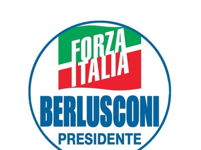 Elezioni comunali a Imperia: Berlusconi dà il simbolo a Forza Italia. Decisivo il vertice con Biasotti Elezioni comunali a Imperia: Berlusconi dà il simbolo a Forza Italia. Decisivo il vertice con Biasotti