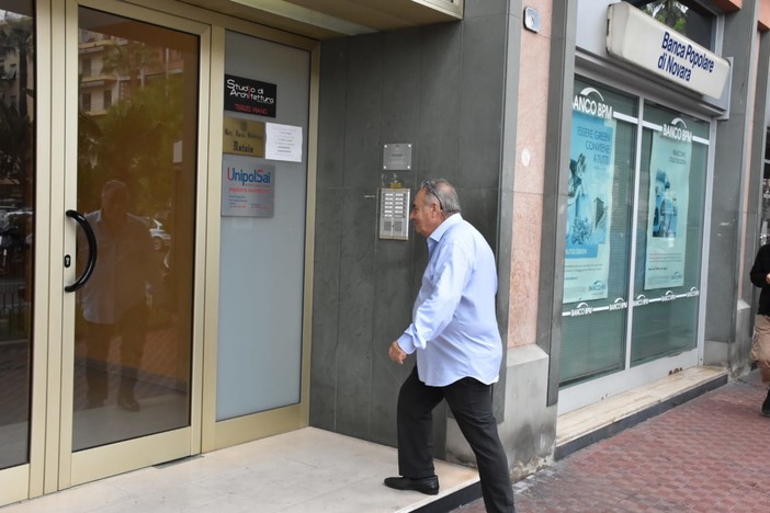Crisi politica a Ventimiglia: Di Muro "Raccolta firme in corso, speriamo di ripartire al più presto" Crisi politica a Ventimiglia: Di Muro "Raccolta firme in corso, speriamo di ripartire al più presto"