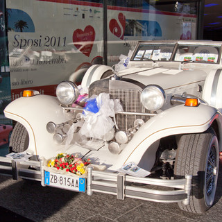 Si è aperta ufficialmente a la prima edizione di 'Sanremo Sposi 2011'. Le foto di Luca Lombardi