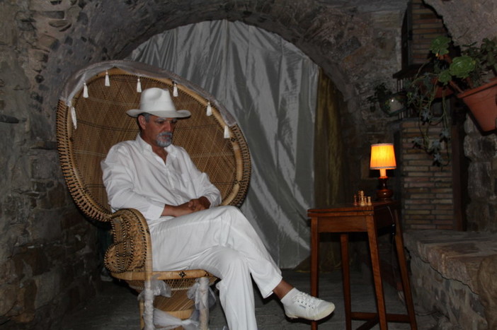 Imperia, Poggi come Apricale, prosegue lo spettacolo itinerante di teatro e musica