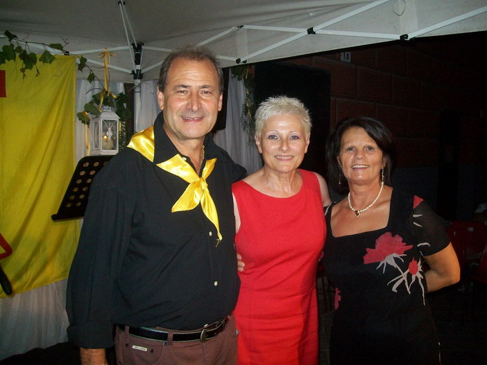 Imperia: le poesie di Sara Rodolao a ‘Musica e Poesia nel Caruggio’ Imperia: le poesie di Sara Rodolao a ‘Musica e Poesia nel Caruggio’