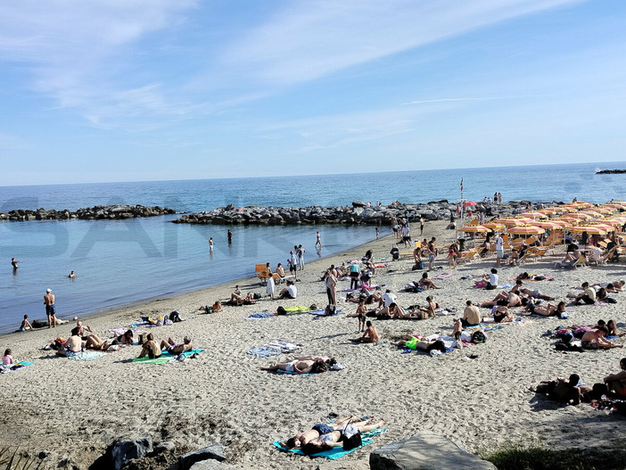 Sanremo cambia rotta sul demanio marittimo: stop all’accorpamento delle spiagge centrali