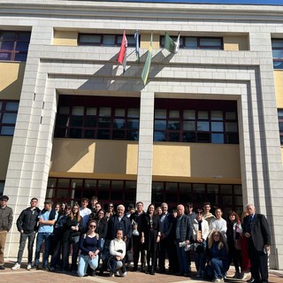 Scuola, gli studenti liguri in viaggio in Venezia Giulia e Dalmazia per conoscere l'orrore delle foibe Scuola, gli studenti liguri in viaggio in Venezia Giulia e Dalmazia per conoscere l'orrore delle foibe