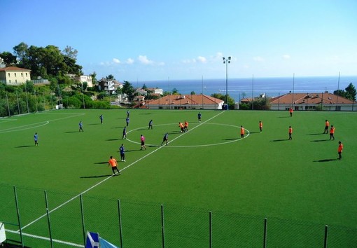 Calciomercato. Atragene salpa verso le Marche: "Andrò alla Sangiustese, ma grazie Ospedaletti" Calciomercato. Atragene salpa verso le Marche: "Andrò alla Sangiustese, ma grazie Ospedaletti"