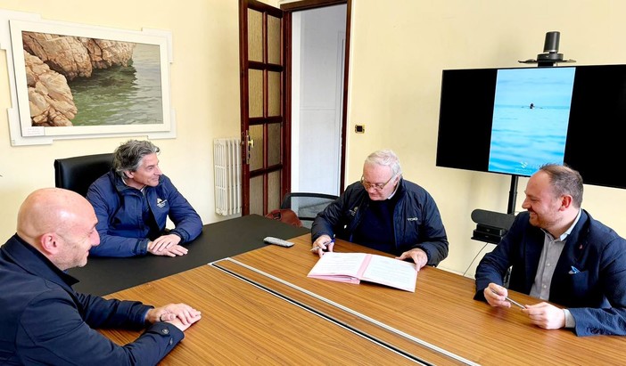 Ventimiglia, nuova sala convegni al porto Cala del Forte: firmata convenzione