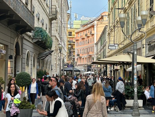 Sanremo, città che invecchia: cresce la popolazione over 65, calano giovani e bambini