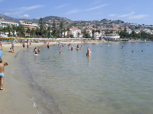 Sanremo: analisi ok per le spiagge di corso Trento Trieste, rimosso il divieto di balneazione già da oggi