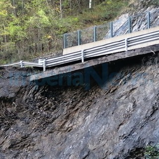Chiusa per frana la strada Provinciale 3 tra Acquetico e Cosio di Arroscia. Attiva viabilità alternativa attraverso la SS28 (Foto)