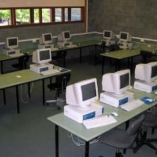 Ventimiglia: corsi di informatica e lingue alla Biancheri