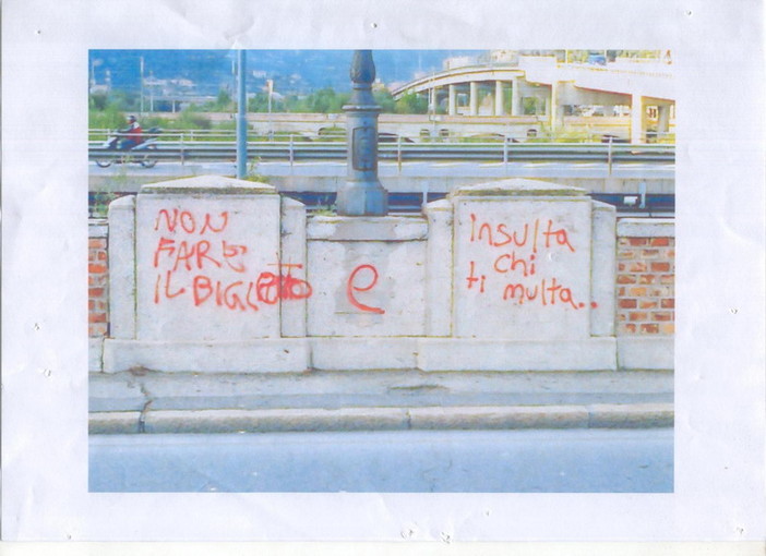 Imperia: a Ventimiglia una scritta sul muro contro la RT, la denuncia del consigliere provinciale Umberto Riccio Imperia: a Ventimiglia una scritta sul muro contro la RT, la denuncia del consigliere provinciale Umberto Riccio