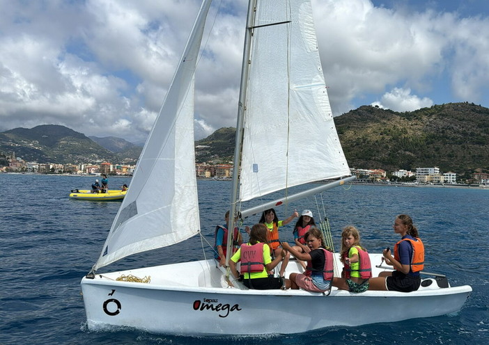 Ventimiglia, al via la scuola vela estiva del Circolo Velico: corsi per bambini, ragazzi e adulti dal 22 giugno Ventimiglia, al via la scuola vela estiva del Circolo Velico: corsi per bambini, ragazzi e adulti dal 22 giugno