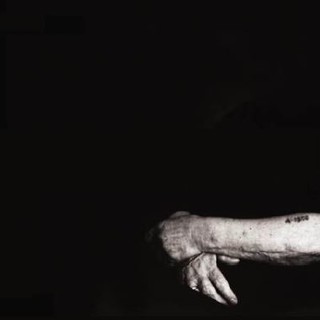 Sanremo: per la Giornata della Memoria, omaggio alla lapide, esposizione libraria in biblioteca e mostra fotografica a Palazzo Nota