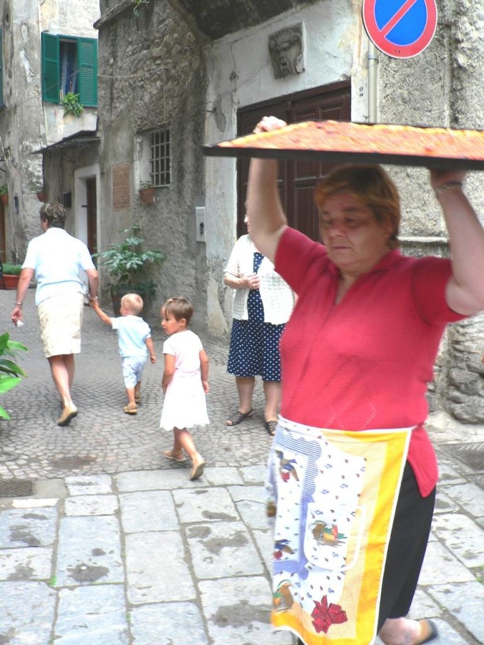 Piscialandrea o pizza? Ligure o Napoletana?