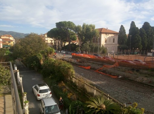 Diano Marina, il Comune acquista da Rfi la piena proprietà dell’ex sedime ferroviario Diano Marina, il Comune acquista da Rfi la piena proprietà dell’ex sedime ferroviario