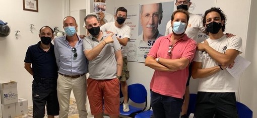 Elezioni regionali, una squadra di giovani a sostegno di Luigi Sappa (Foto) Elezioni regionali, una squadra di giovani a sostegno di Luigi Sappa (Foto)