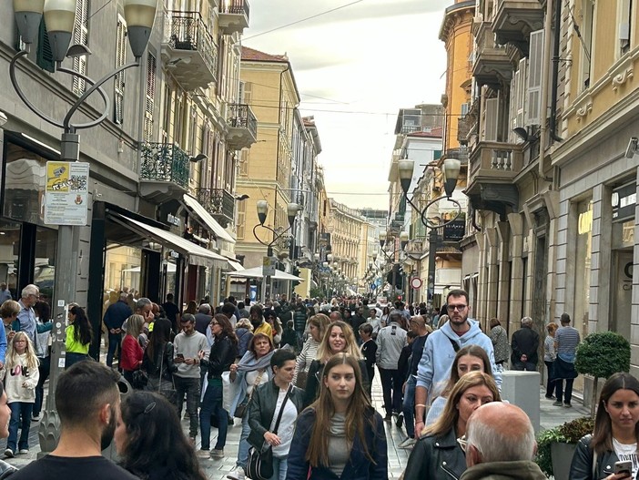 Provincia di Imperia, è allarme ricambio nel lavoro: 271 anziani ogni 100 giovani, un’impresa su due fatica a trovare personale