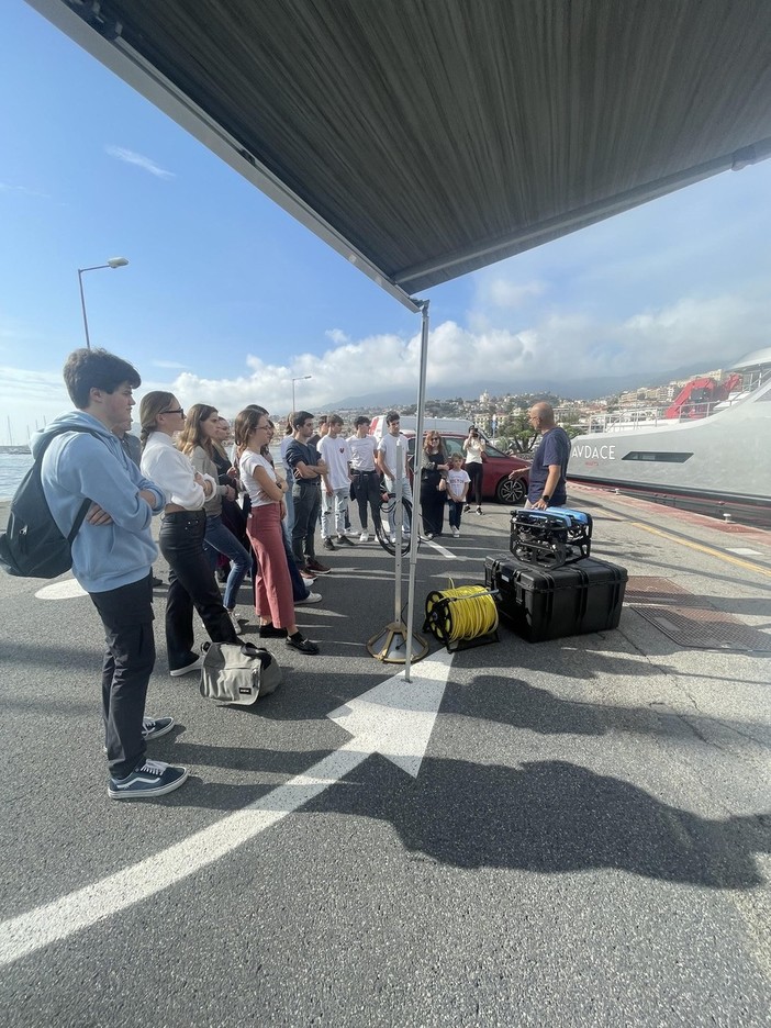 Sanremo, gli studenti del liceo Cassini "incontrano" il Politecnico di Torino (foto) Sanremo, gli studenti del liceo Cassini "incontrano" il Politecnico di Torino (foto)