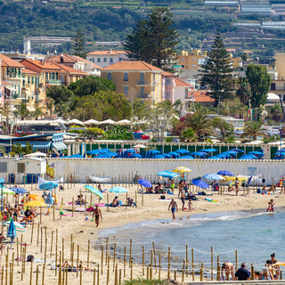 Taggia: incontro di Confesercenti e Fiba. Bandi delle spiagge e sciopero nazionale i temi