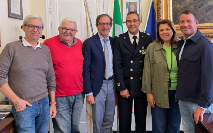 Bordighera saluta il Comandante Barillari: riconoscenza e auguri per il nuovo incarico Bordighera saluta il Comandante Barillari: riconoscenza e auguri per il nuovo incarico