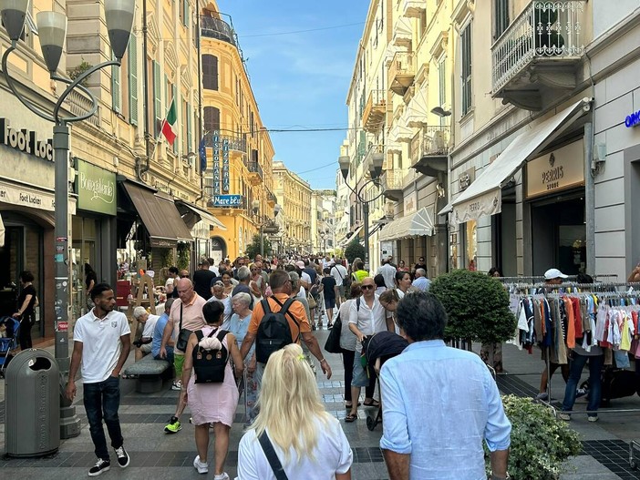 Sanremo, “Saldi di Gioia” chiude con un bilancio positivo ma l’estate resta in chiaroscuro Sanremo, “Saldi di Gioia” chiude con un bilancio positivo ma l’estate resta in chiaroscuro