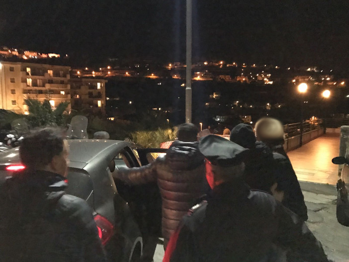 Imperia: concessi gli arresti domiciliari a Marino Tripodi, il 74enne che ha sparato venerdì scorso a Mario Boci Imperia: concessi gli arresti domiciliari a Marino Tripodi, il 74enne che ha sparato venerdì scorso a Mario Boci