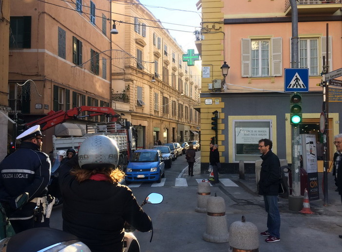 Sanremo: traffico rallentato in centro per lavori e semafori, alcune considerazioni di un lettore Sanremo: traffico rallentato in centro per lavori e semafori, alcune considerazioni di un lettore