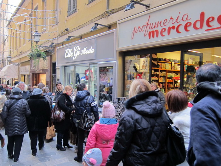 Regione, commercio: vigilia della Befana con i saldi, modalità da rivedere, presto un tavolo di lavoro con le categorie