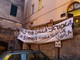 Ventimiglia: &quot;Giù le mani dalla scuola&quot;, striscione di ‘Forza Nuova’ davanti all’istituto Cavour nel centro storico. Ioculano “Non sanno di cosa parlano”