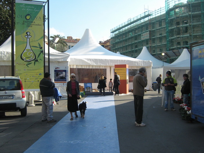 Olioliva 2010: Confcommercio e fioristi propongono un concorso di allestimento delle vetrine