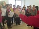 Sanremo: classe delle scuole di via Volta in visita agli anziani ospiti della casa di riposo B. Franchiolo