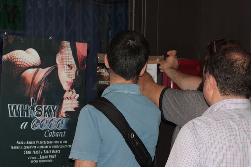 Sanremo: nuovi guai per il night club “Whisky a go go”, locale chiuso per altri 15 giorni Sanremo: nuovi guai per il night club “Whisky a go go”, locale chiuso per altri 15 giorni