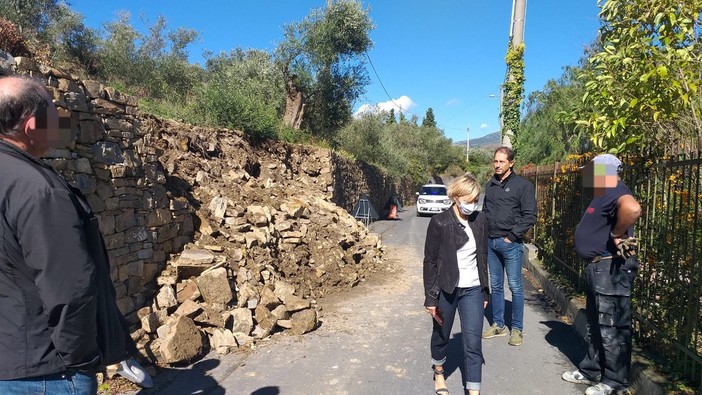 Maltempo, Diano Marina: crolla muro di contenimento a Gorleri. L'incompiuta non ha riportato danni, ma resta chiusa almeno fino a lunedì